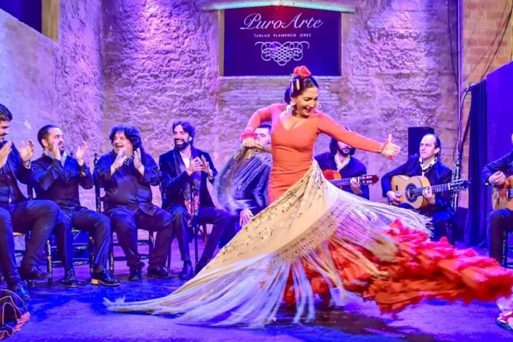 ヘレスApartamento Loft Jerez Buleriaアパートメント エクステリア 写真